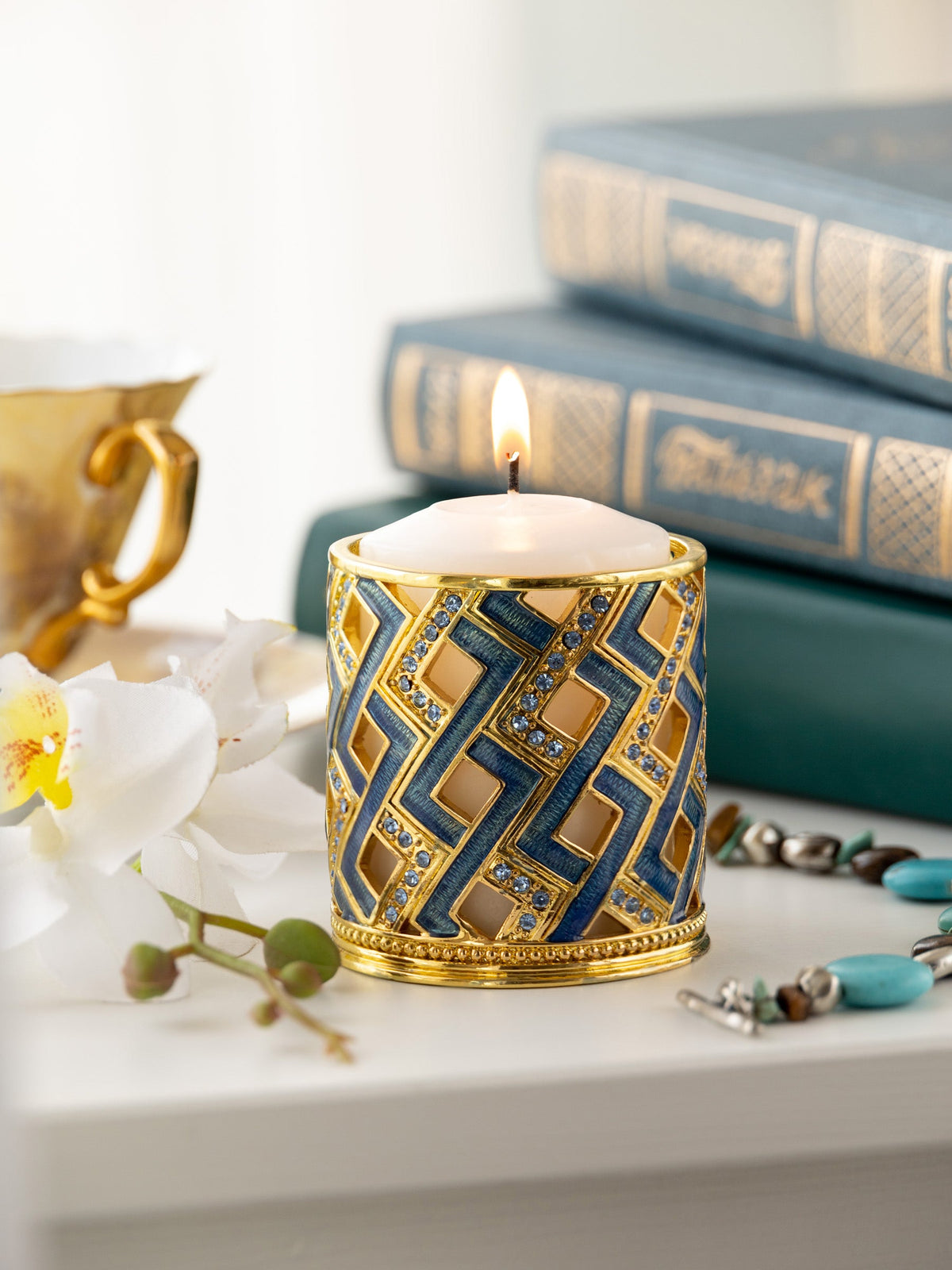 Keren Kopal Blue Decorated Candle Holder
