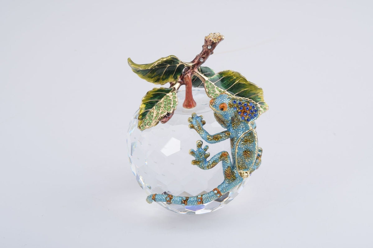 Keren Kopal Crystal Apple with a Chameleon