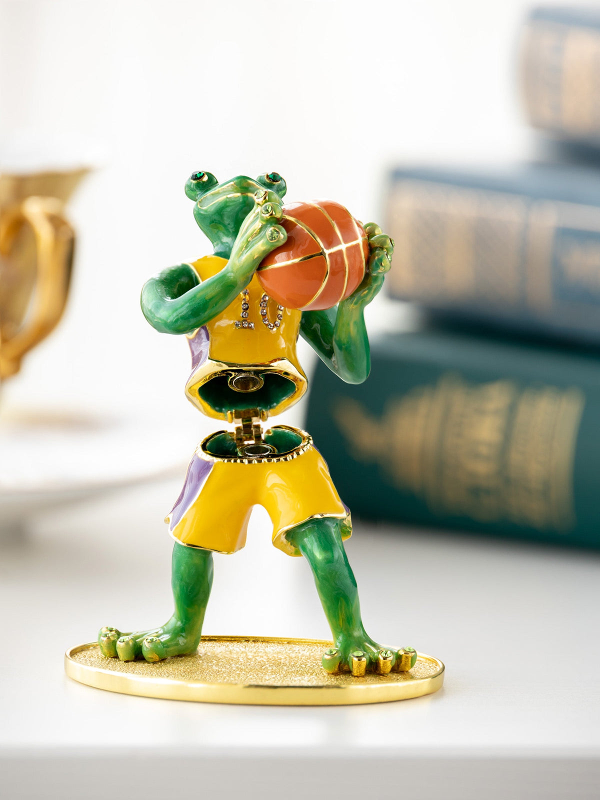 Keren Kopal Frog Playing Basketball