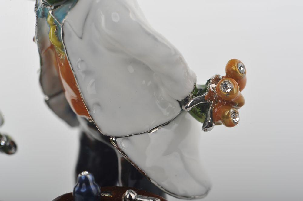 Keren Kopal Frog Dentist and Frog Patient