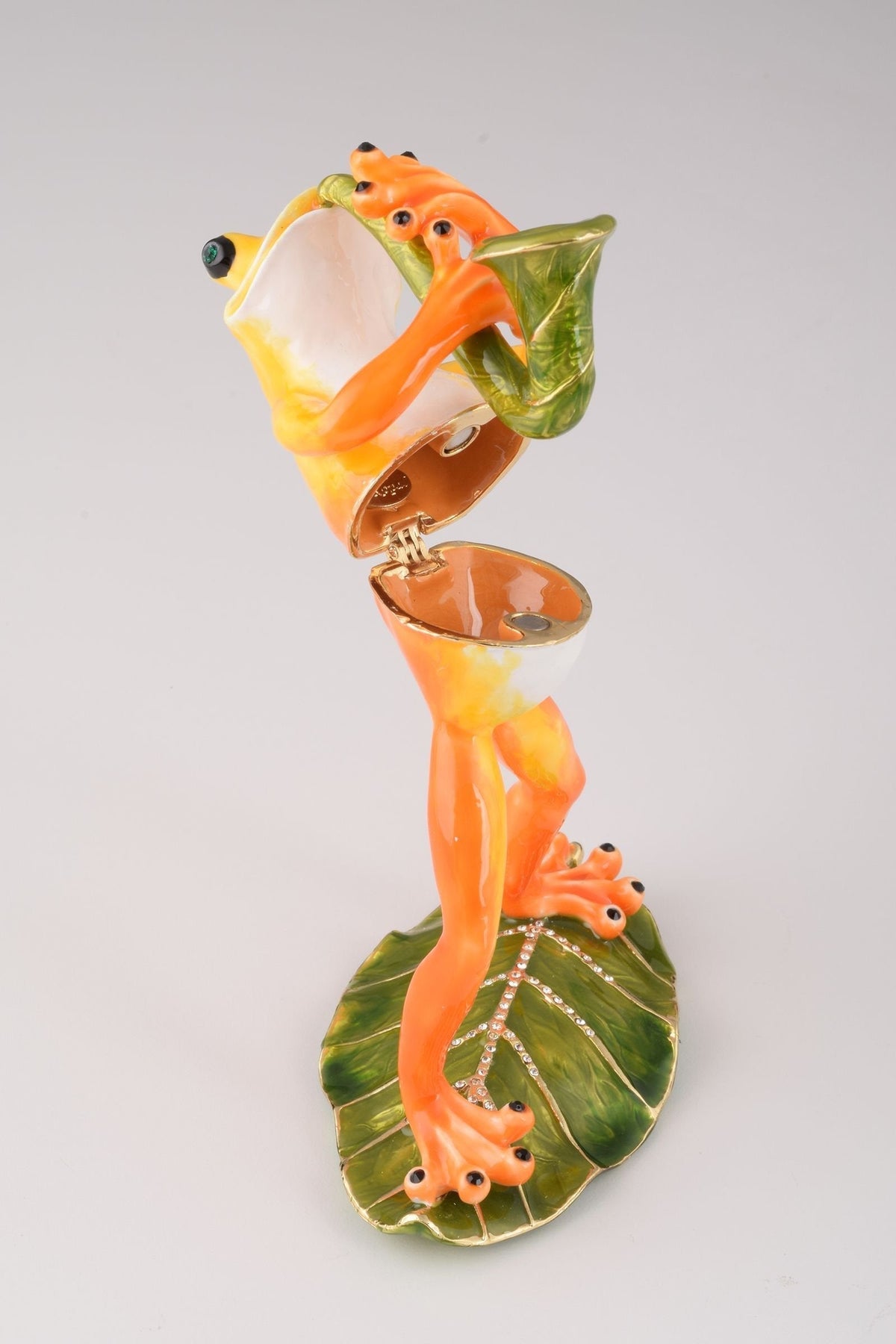 Keren Kopal Frog Playing a Saxophone