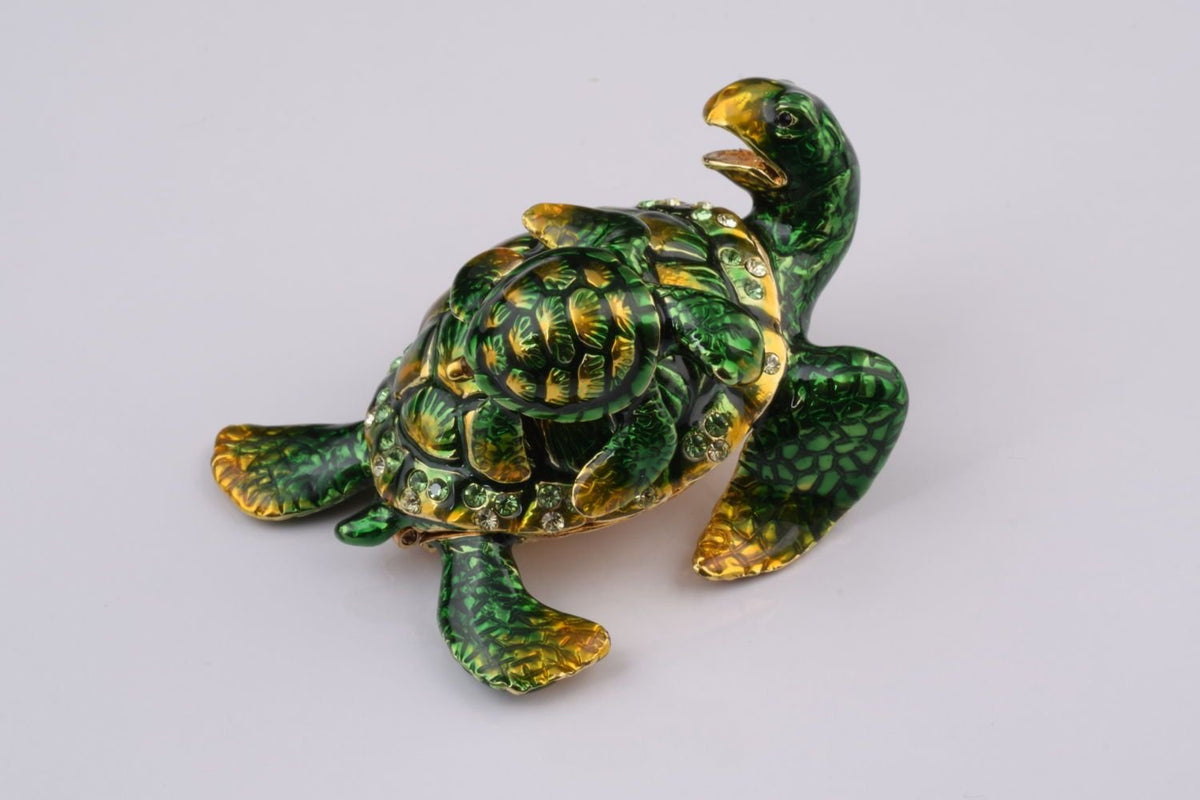 Keren Kopal Green Turtle Mother and Son