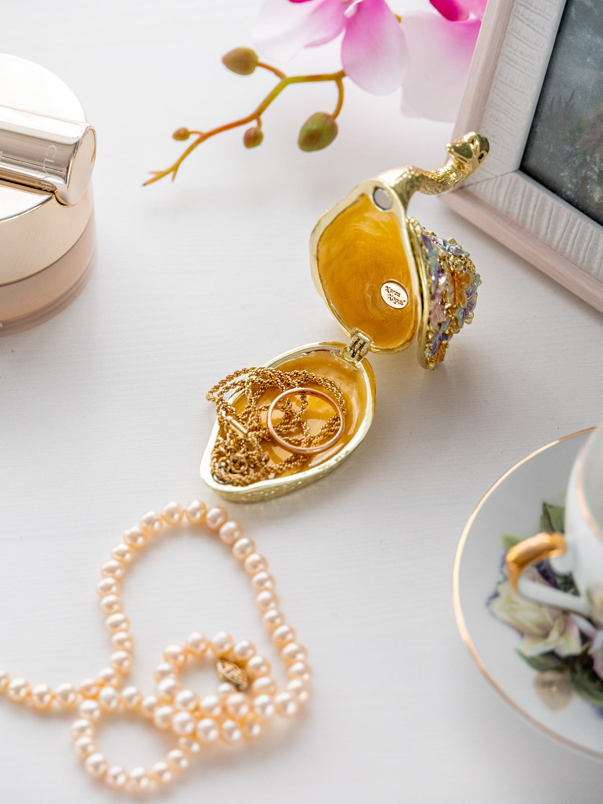 Keren Kopal Golden Swan Decorated with Butterflies