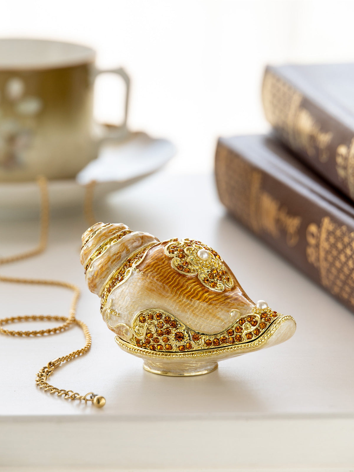 Elegant Gold & Crystal Seashell Trinket Box