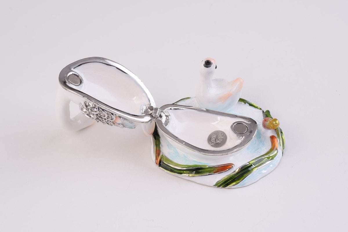 Keren Kopal Two White Swans