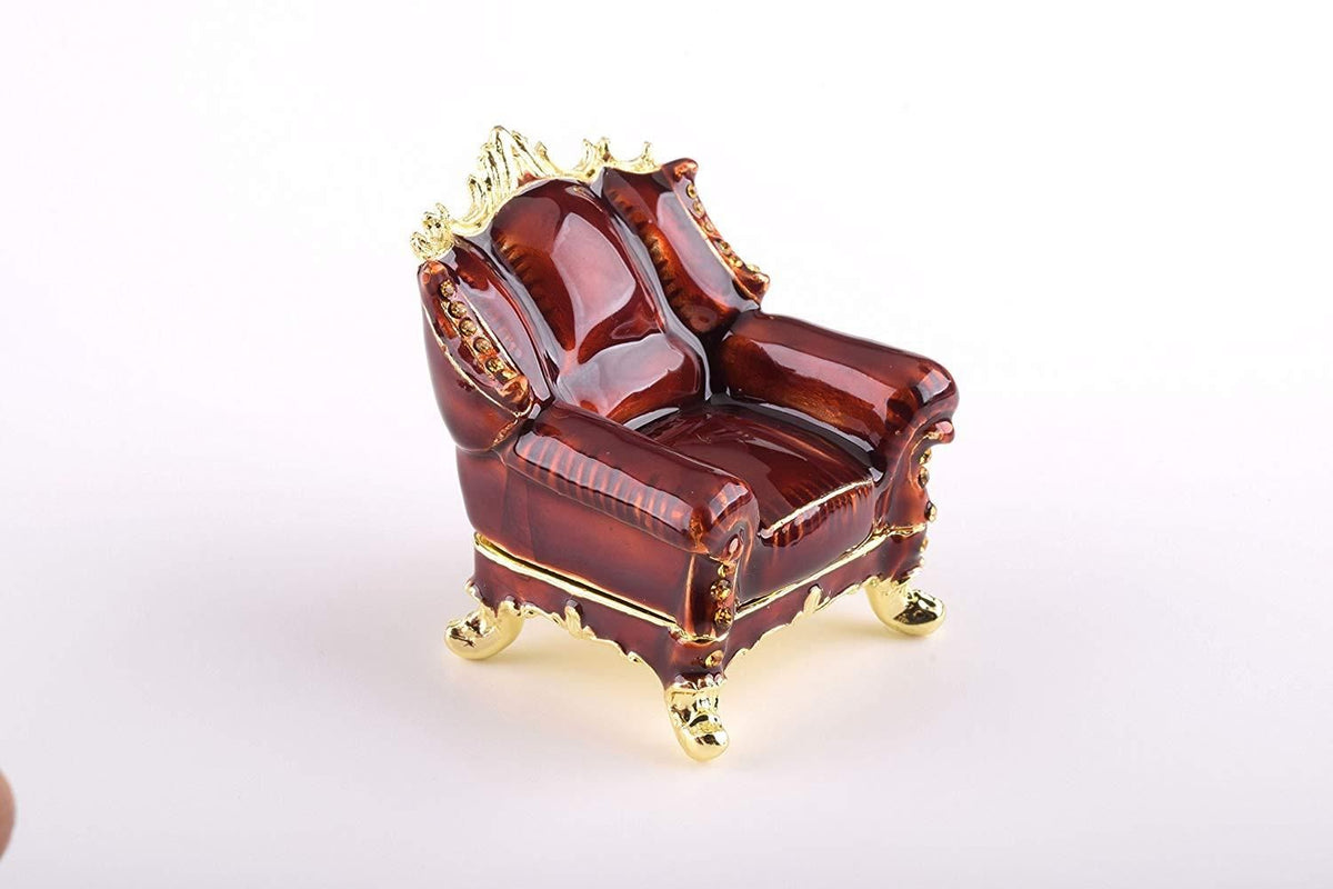 Keren Kopal Chairs and Table