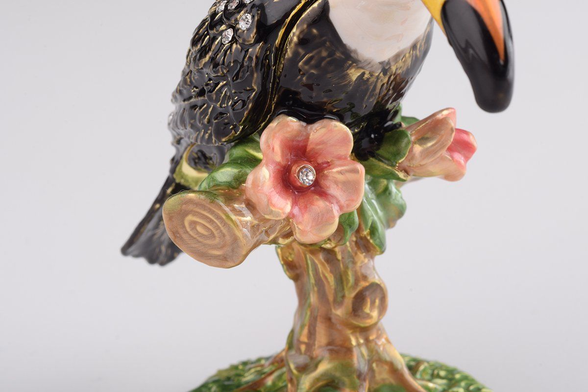 Keren Kopal Toucan Bird