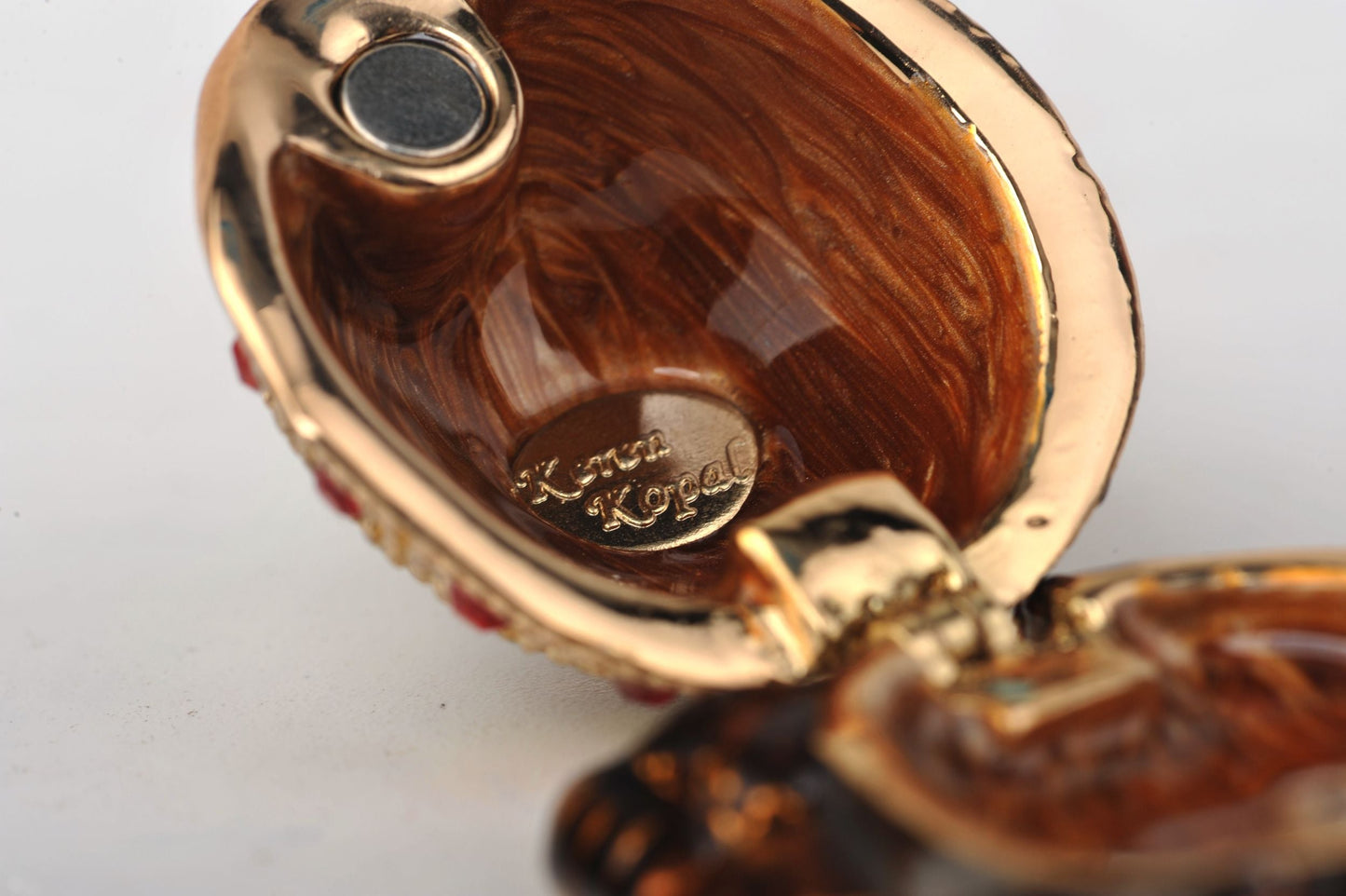 Keren Kopal Brown Turtle