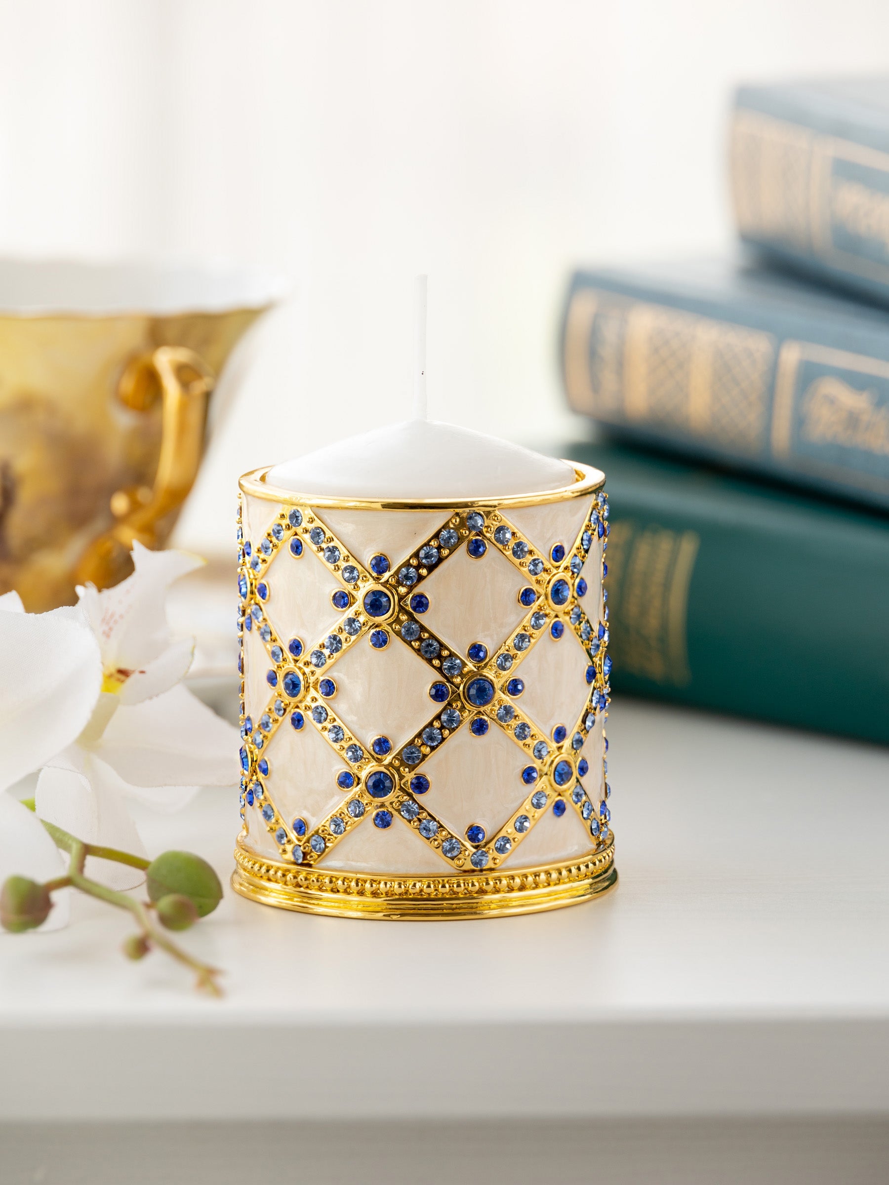 Keren Kopal Golden Cream Decorated Candle Holder