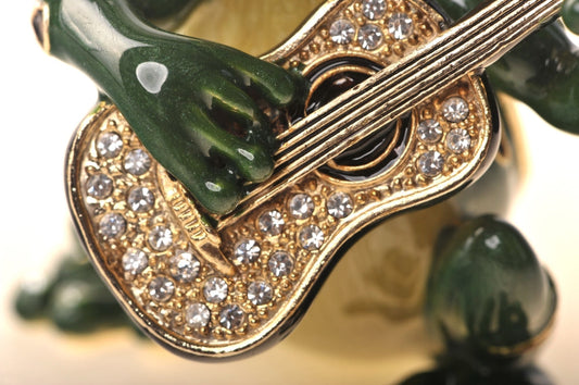Keren Kopal Guitar Playing Frog