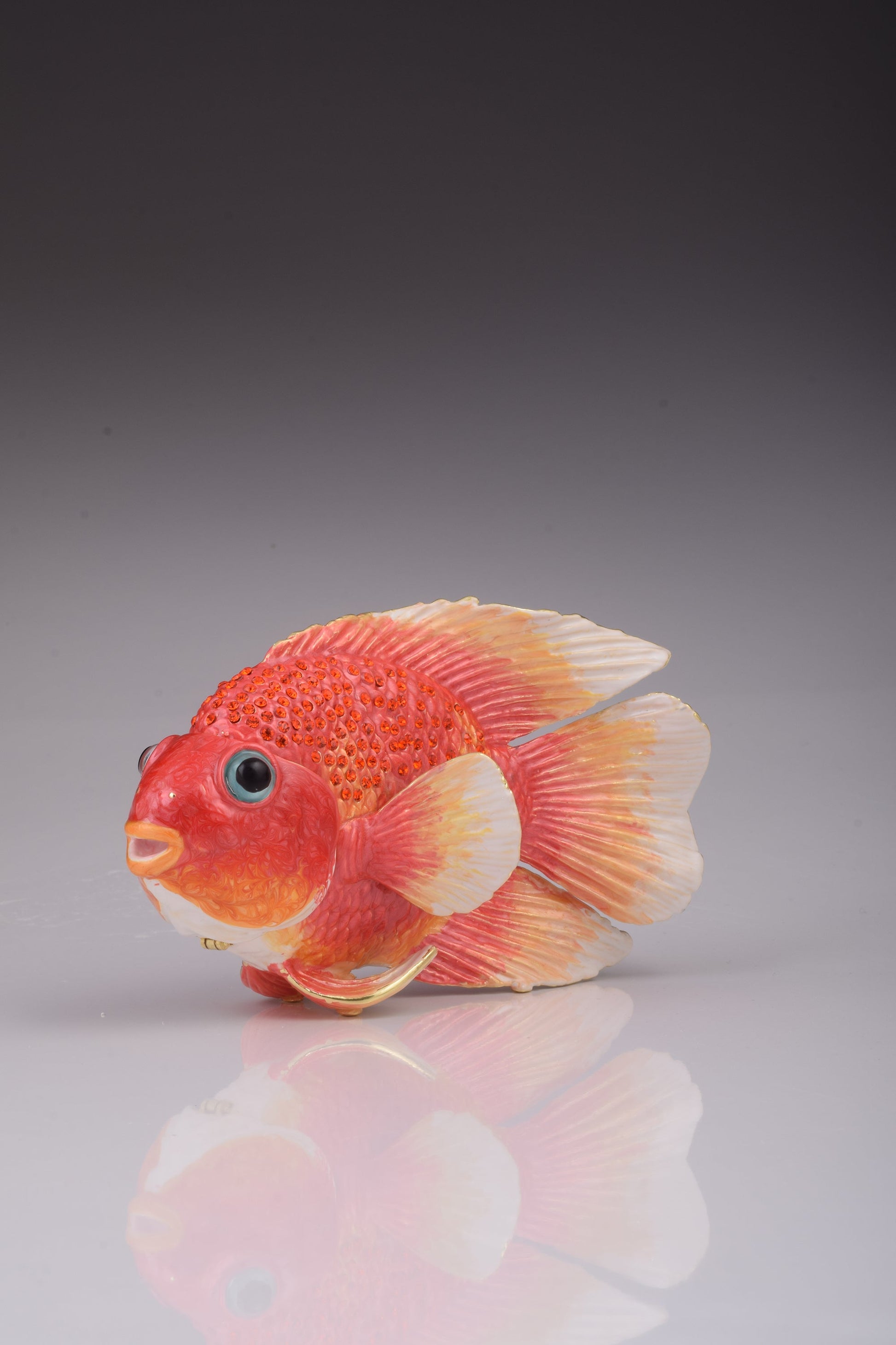 Keren Kopal Red Fish