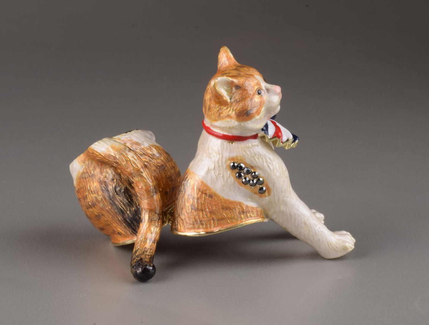 Keren Kopal Brown Cat