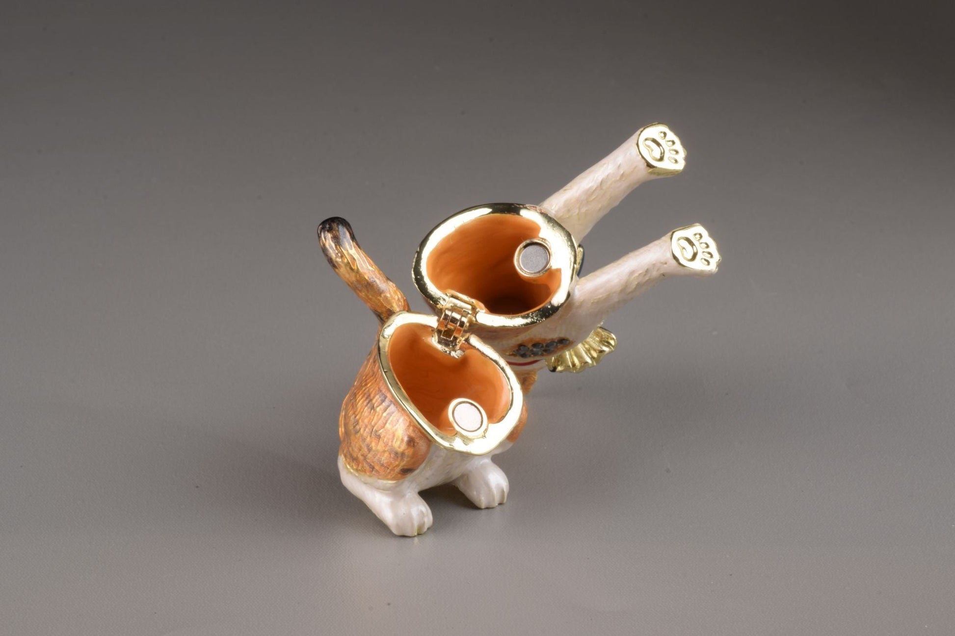 Keren Kopal Brown Cat