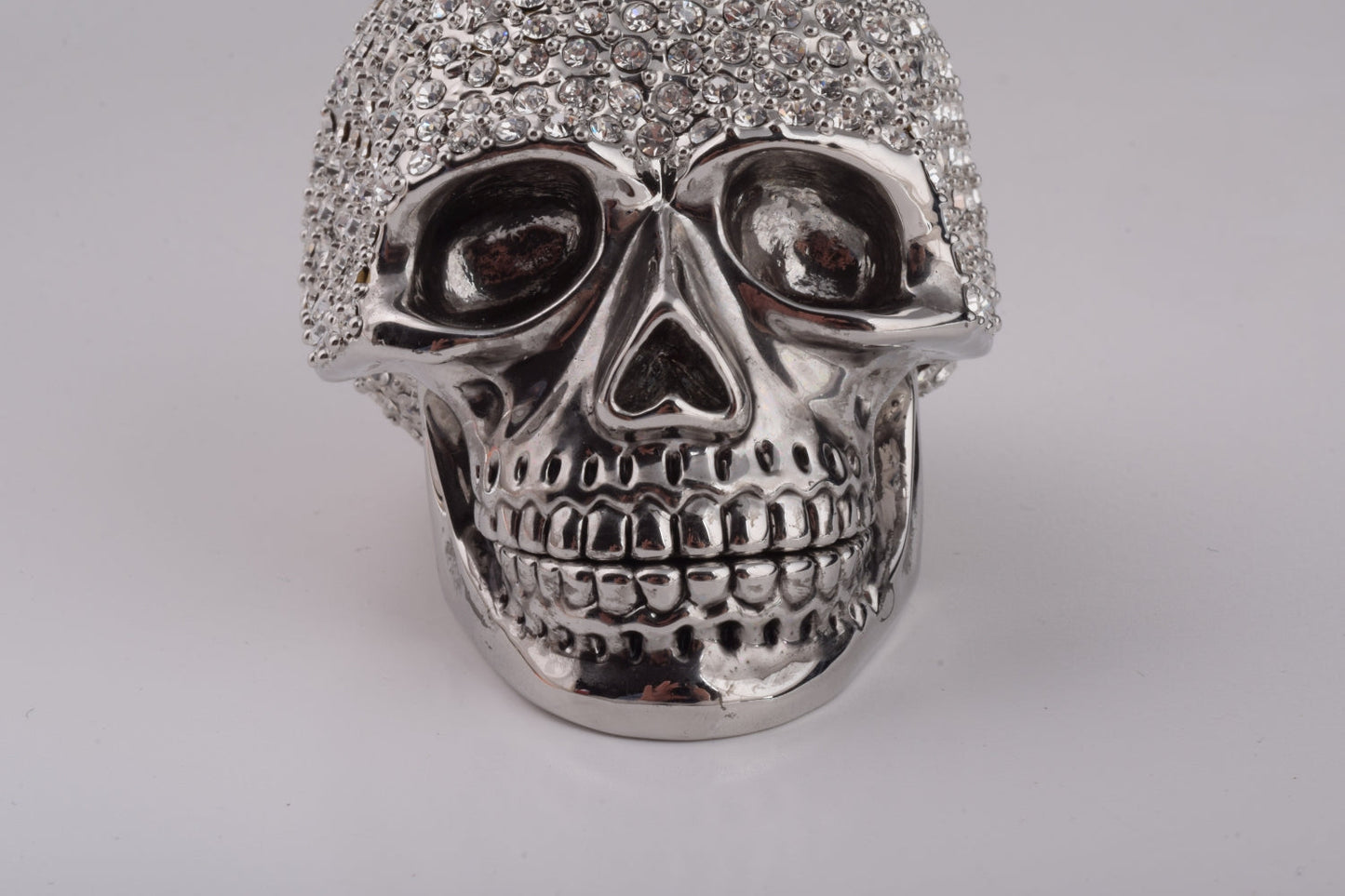Keren Kopal Silver Decorated Skull