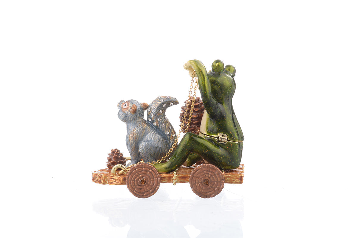 Keren Kopal Frog and Squirrel on Wooden Car
