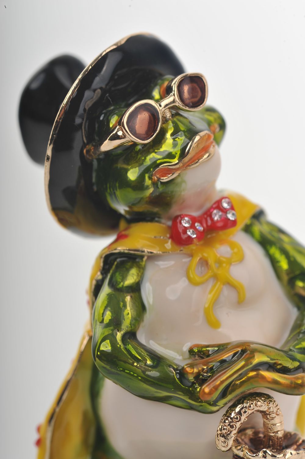 Keren Kopal Elegant Frog in Yellow Cape