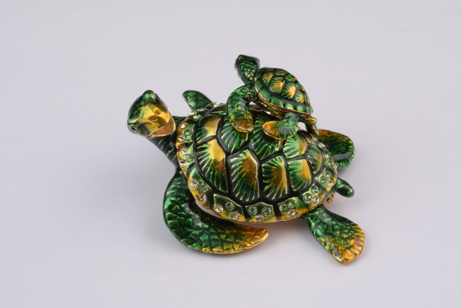 Keren Kopal Green Turtle Mother and Son