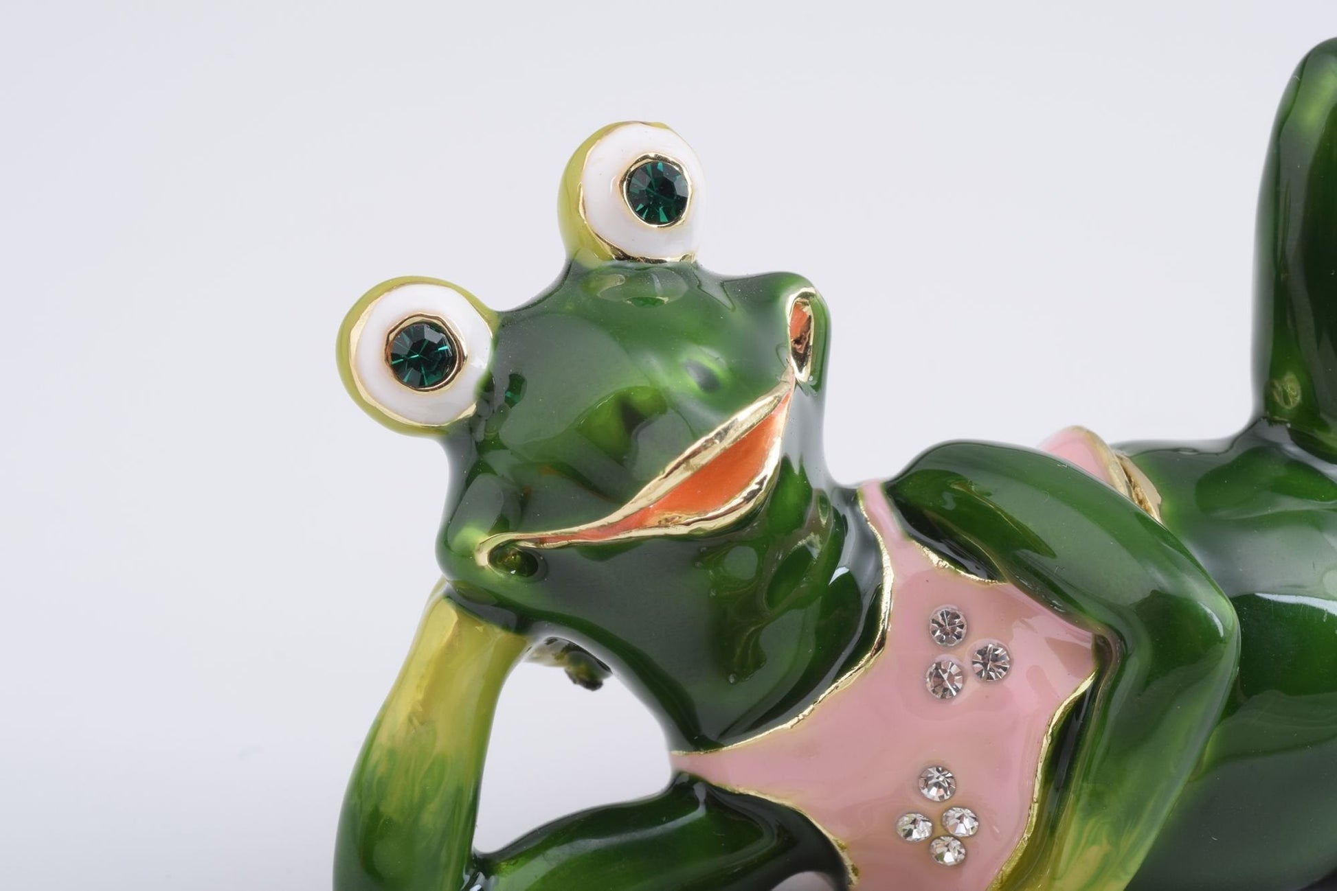 Keren Kopal Gymnastic Frog with a Pink Shirt