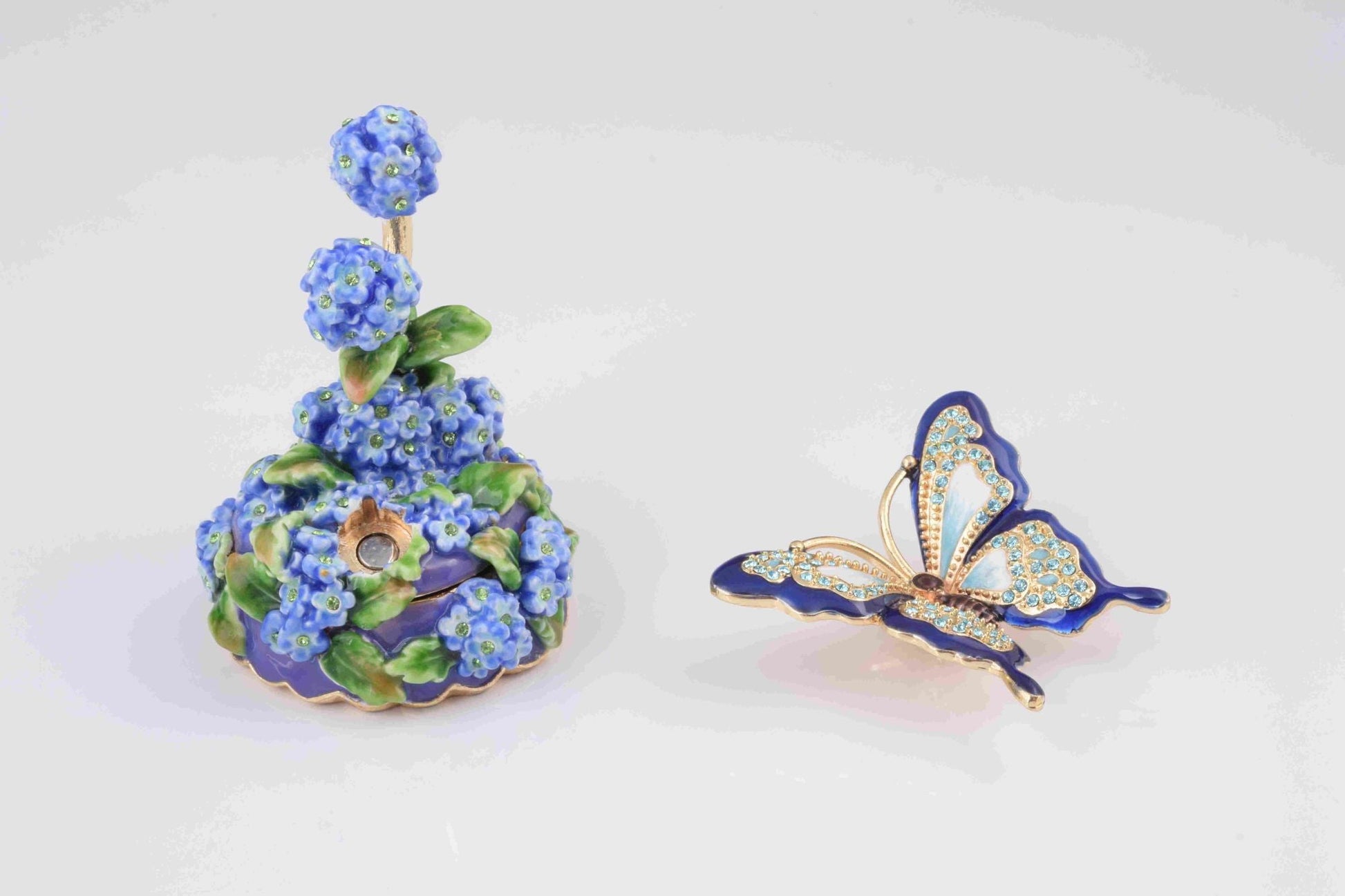 Keren Kopal Blue Butterfly on Flowers