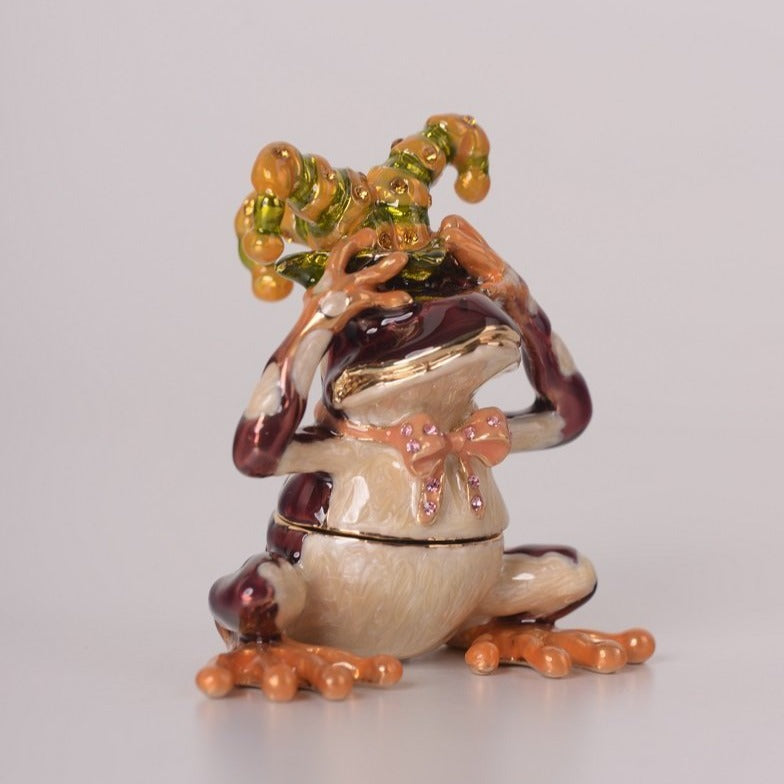 Keren Kopal Maroon See No Evil Frog