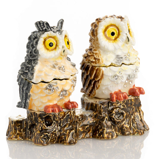 Two Owls Sitting on Tree Trunk - Exquisite Decor