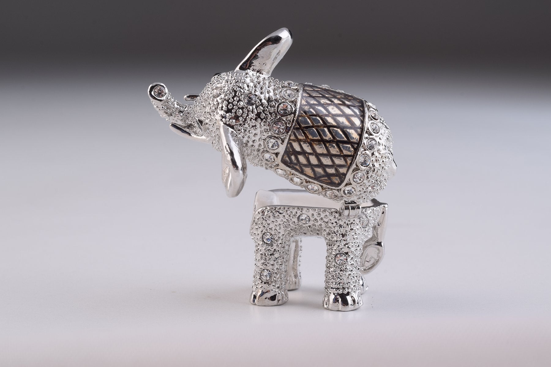 Keren Kopal Silver Elephant