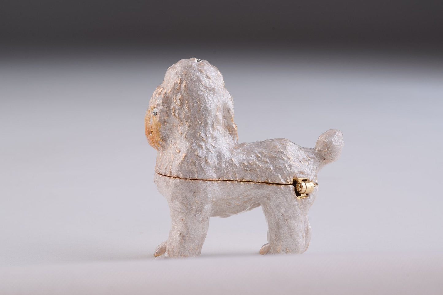 Keren Kopal White Dog