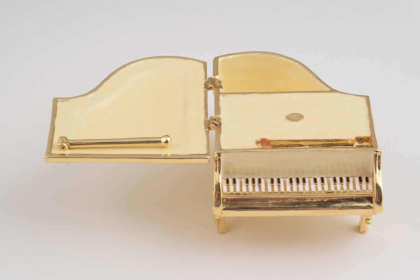 Keren Kopal White Piano
