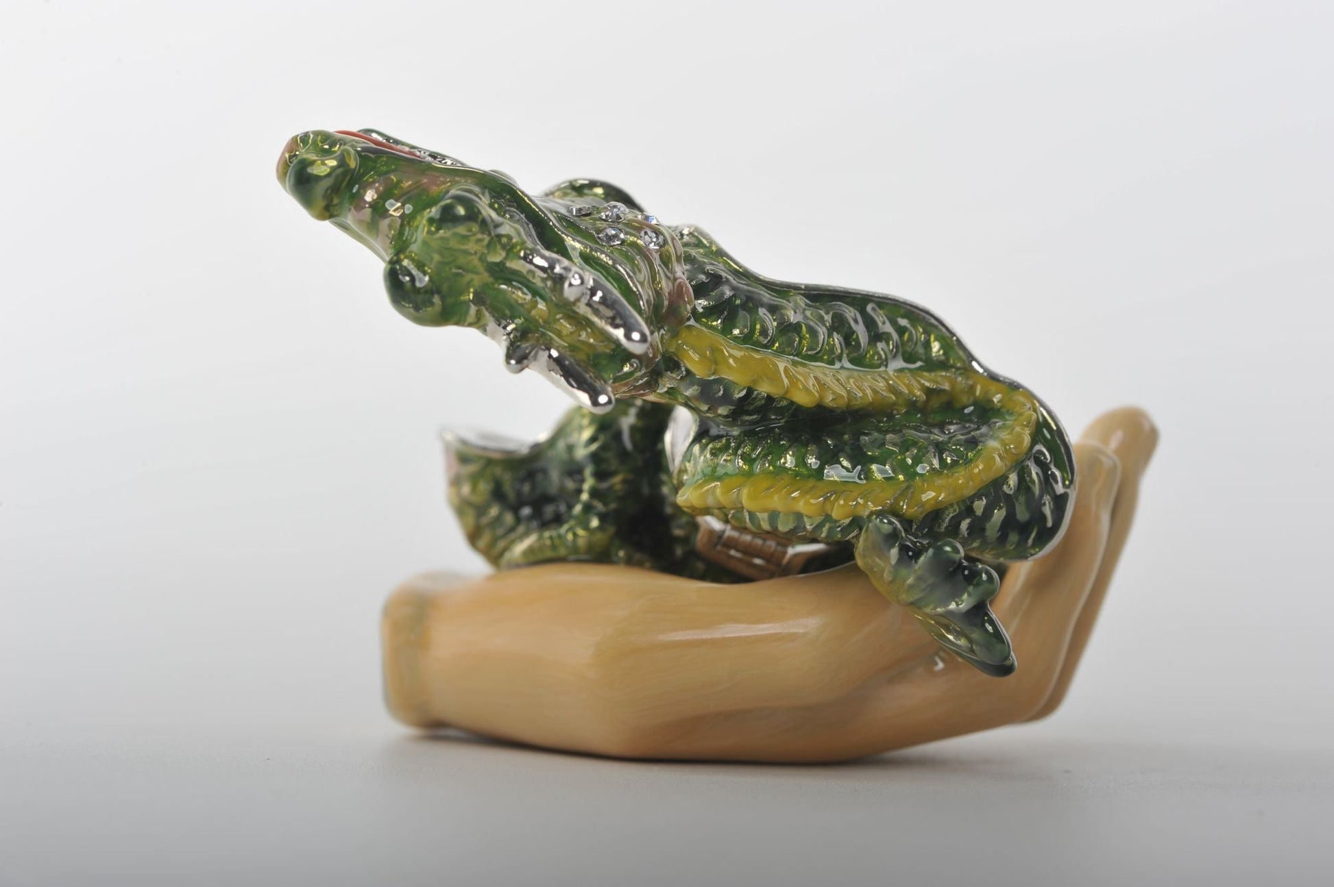Keren Kopal Zodiac Dragon Laying on Hand
