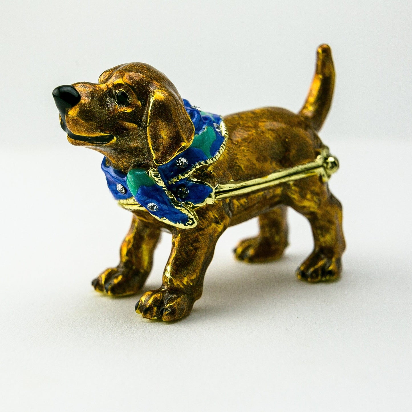 Keren Kopal Brown Dog