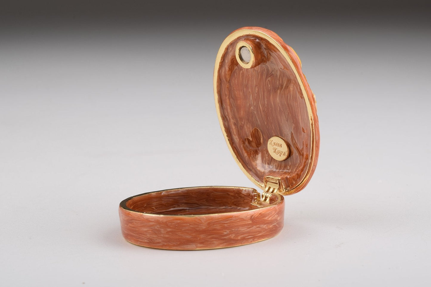 Keren Kopal Yellow Box with Woman