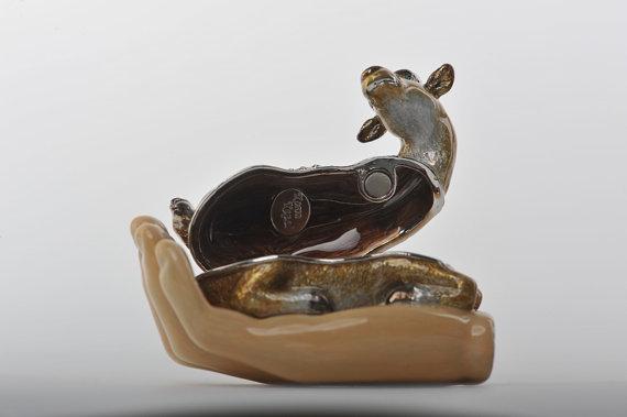 Keren Kopal Zodiac Ram Laying on Hand